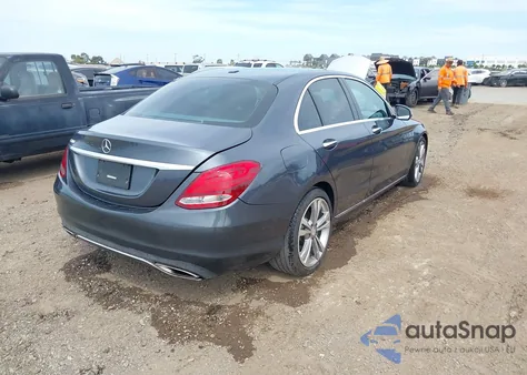2016 Mercedes-Benz C 300 from USA, damaged, VIN 55SWF4JB3GU166832